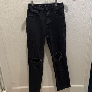 Hollister Ultra High-Rise '90s Vintage Straight Jeans